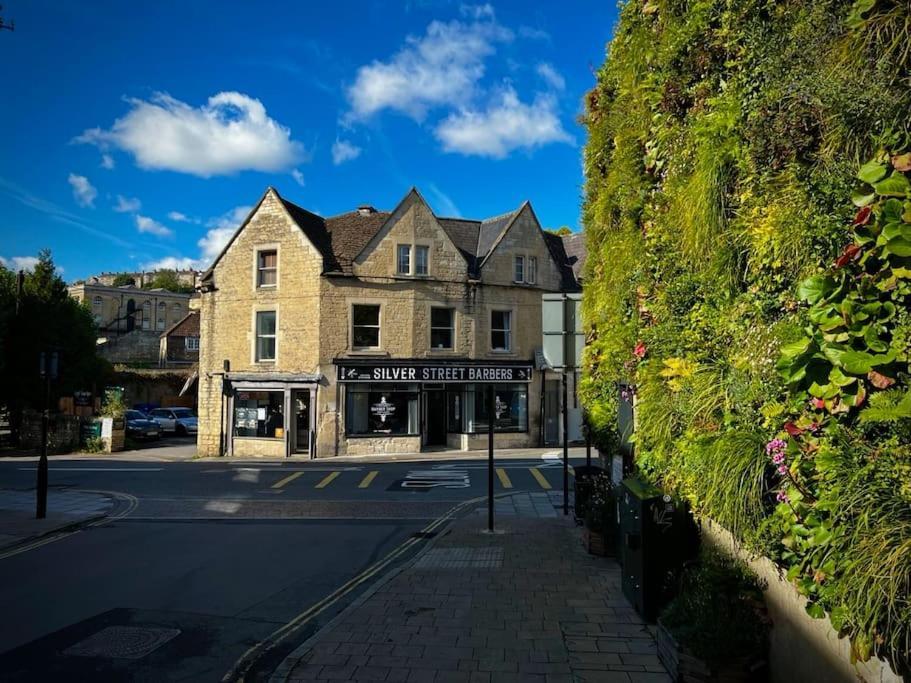 Period Apartment, Great Views, In Heart Of Town. Bradford-On-Avon Exterior foto