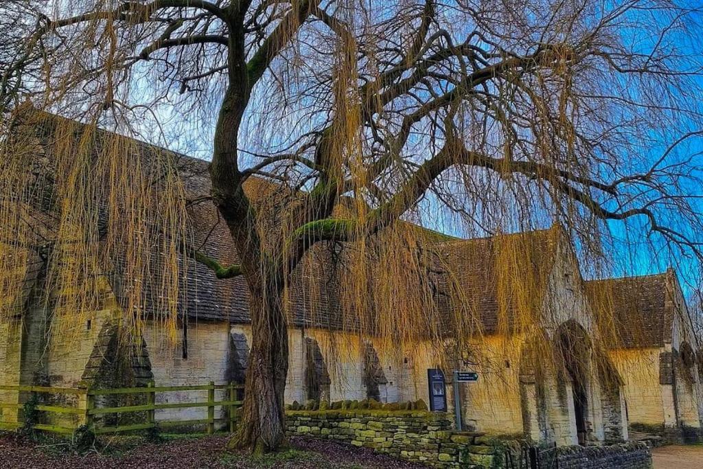Period Apartment, Great Views, In Heart Of Town. Bradford-On-Avon Exterior foto